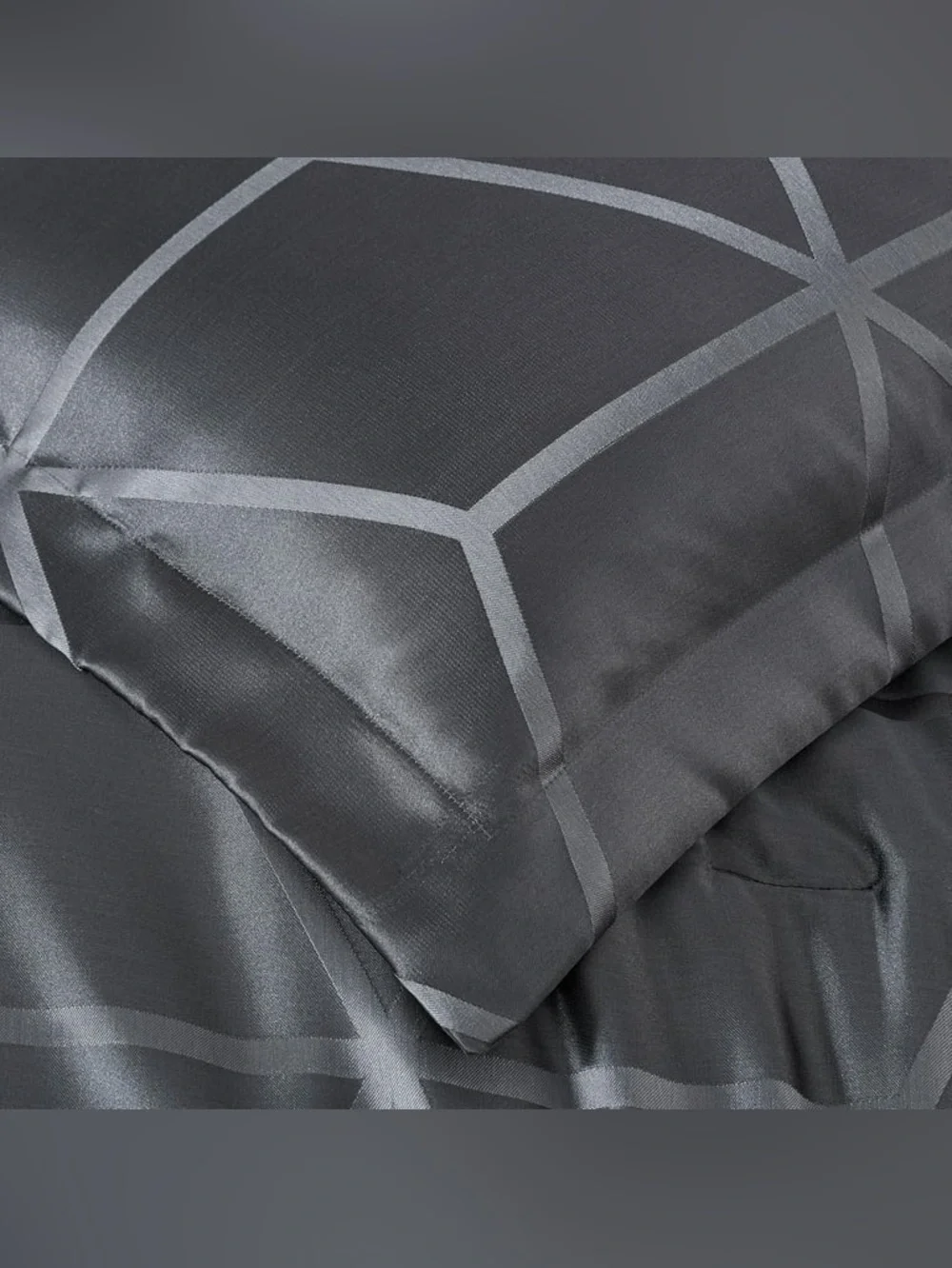 Premium Gray Geometric Queen 3 piece Comforter Set